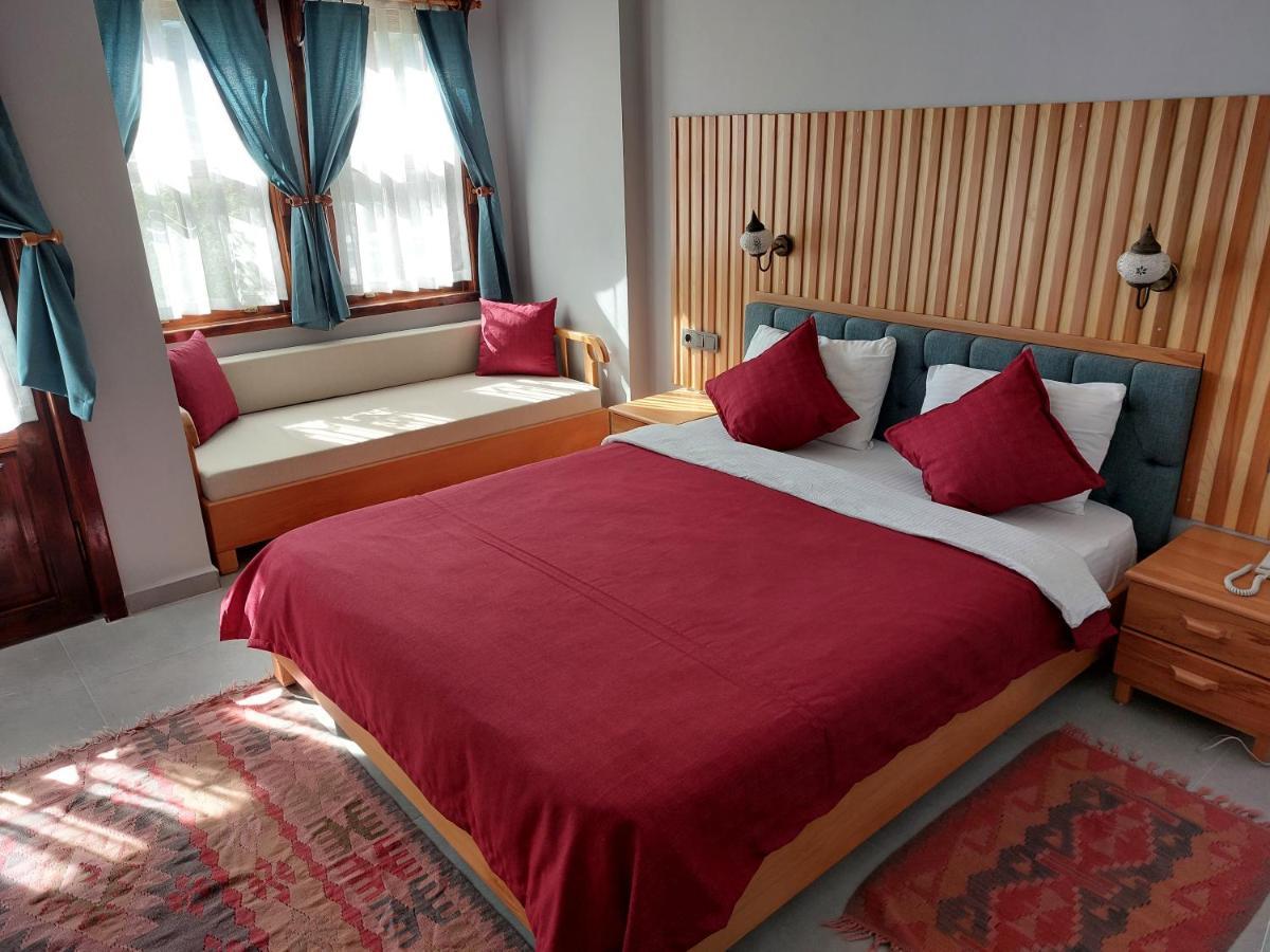Nerissa Hotel ชิลารึ ภายนอก รูปภาพ